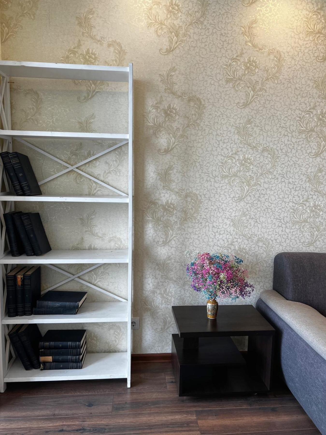 Chernigov City Apartments Na Peremohy Esterno foto